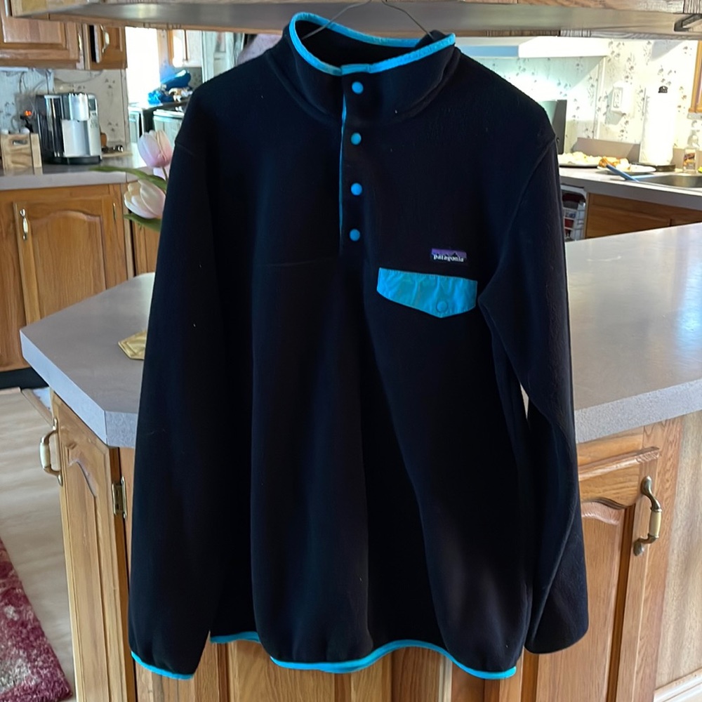 Patagonia pullover syncchilla